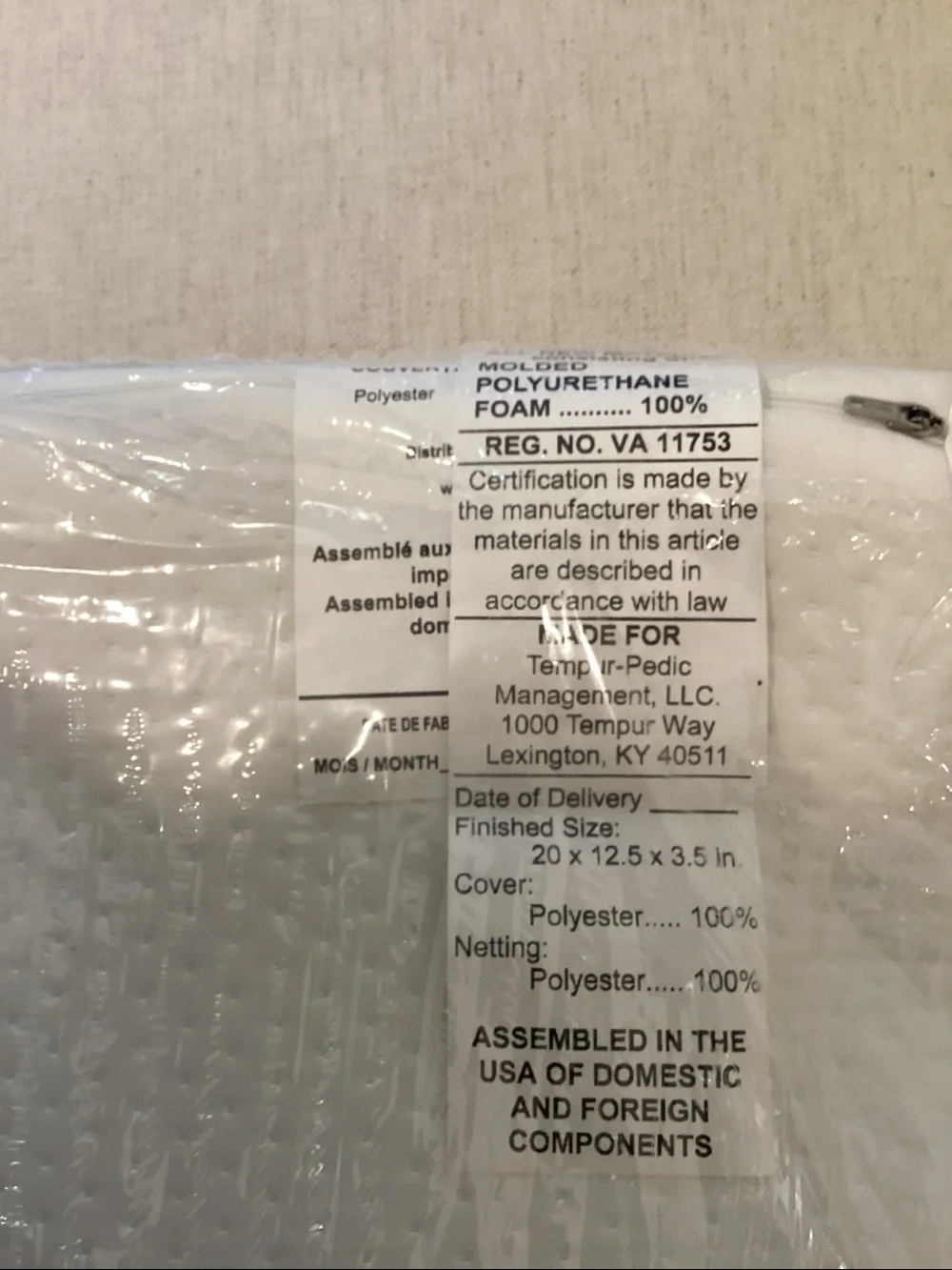 Tempur-Pedic Neck Pillow Standard Size SMALL, NWT open box